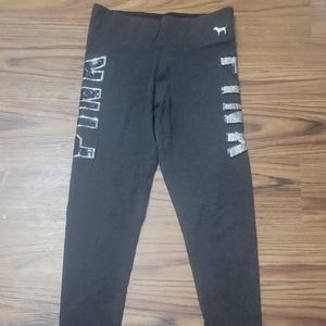 VS Pink Yoga Leggins